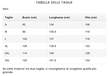 COMPLETO CON MANICHE A PIPISTRELLO E PANTALONI AMPI